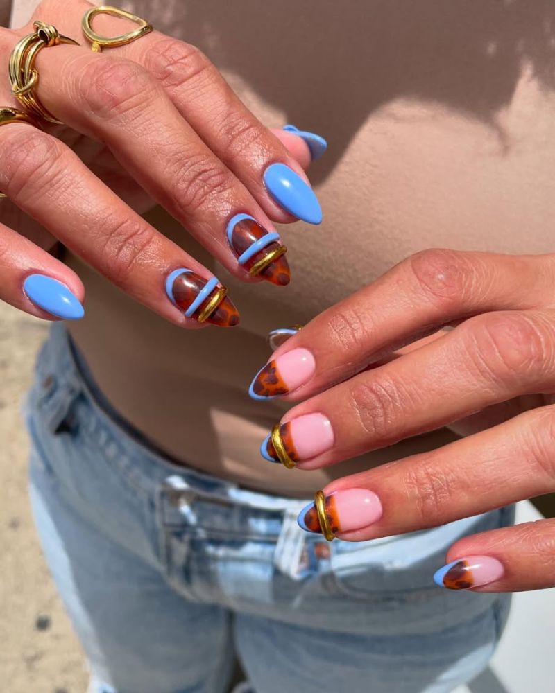 ongles imprimé tortue en forme amande aiguë, parfait pour l’automne