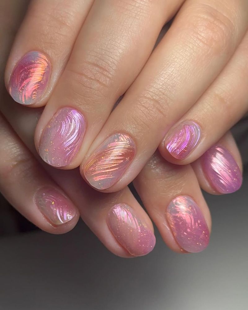 ongles courts d'été, ongles roses, ongles scintillants, ongles sirène