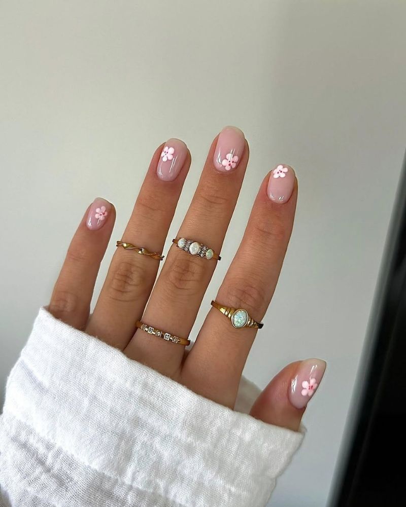 nail art fleur de cerisier simple, ongles classes