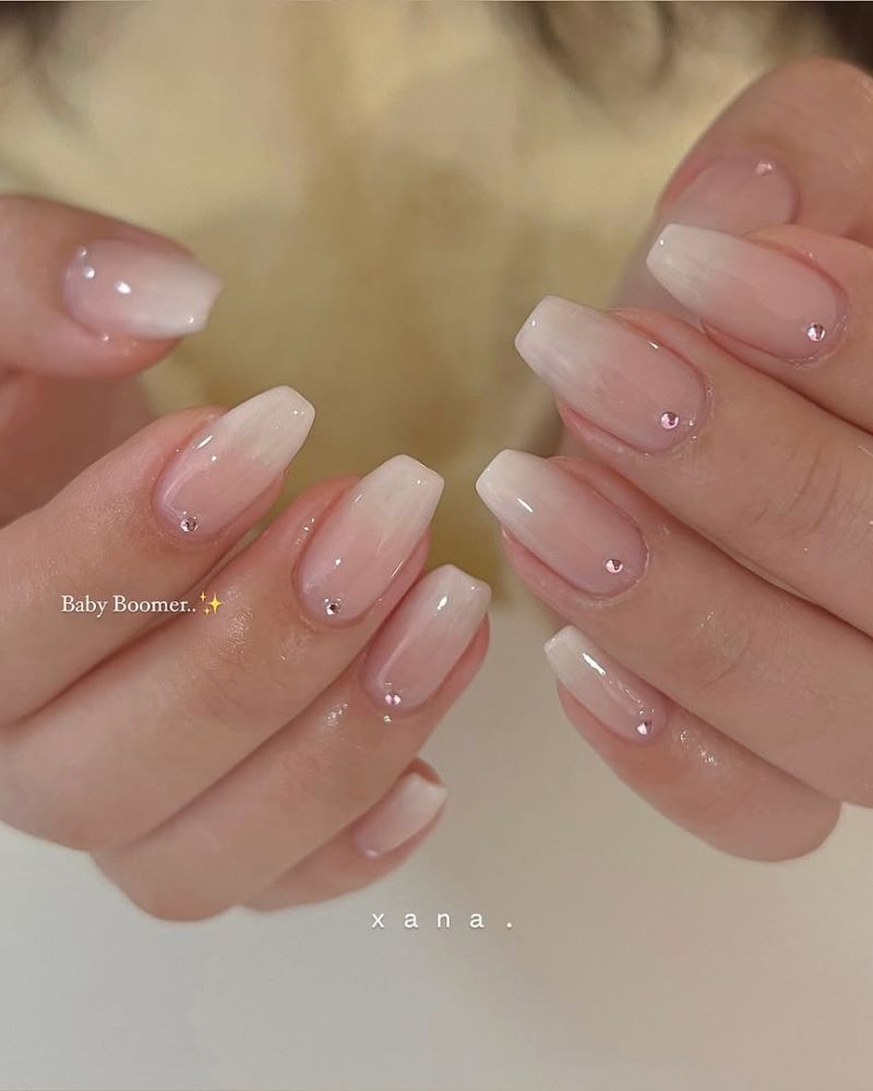 ongles coffin, manucure coréenne, ongles baby boomer