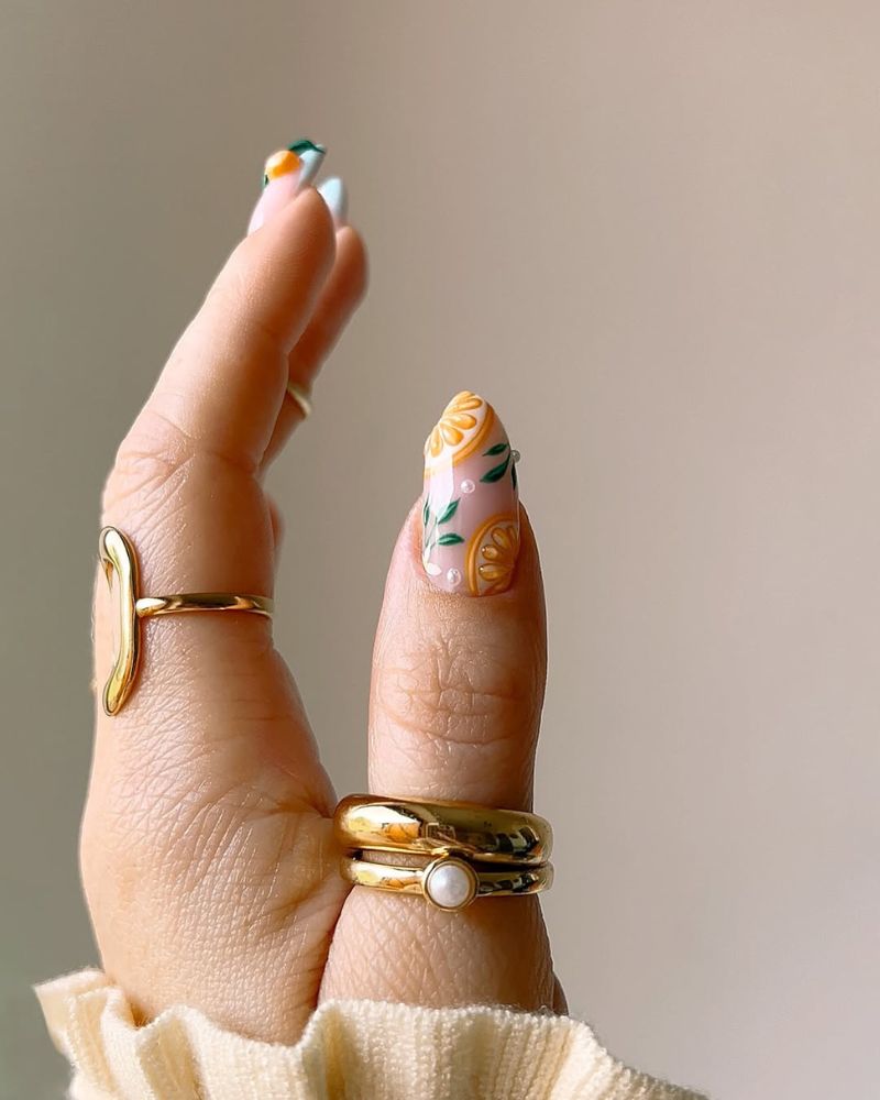 ongles orange, nail art orange