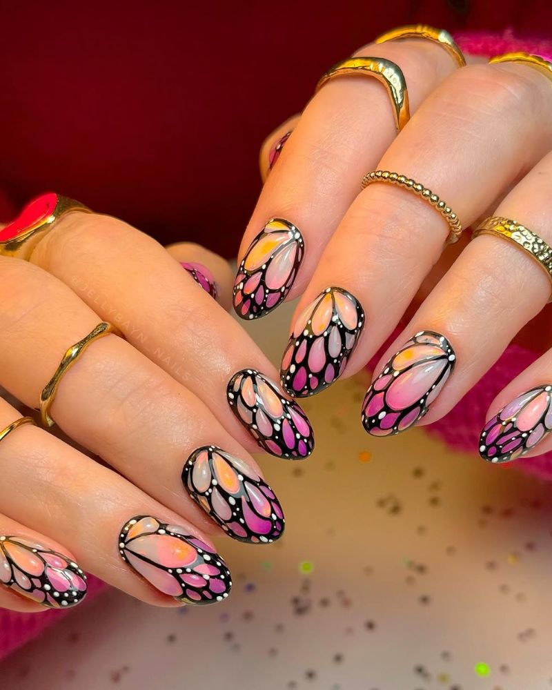 ailes de papillon monarque, ongles french ombré