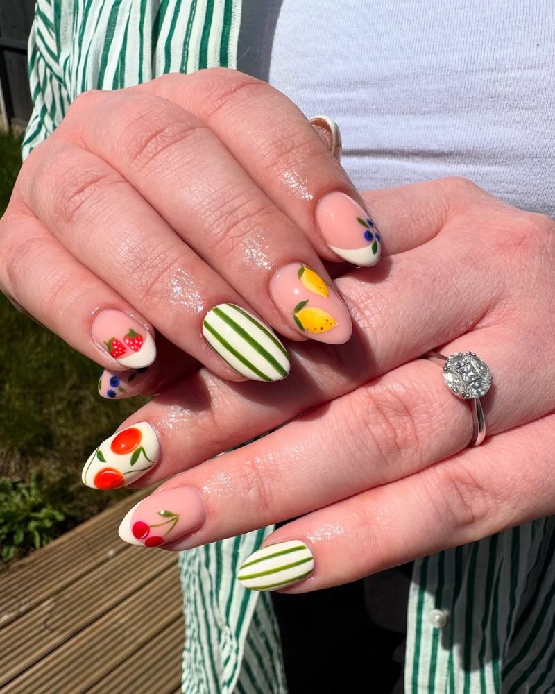 ongles fruités, nail art fraise, nail art citron