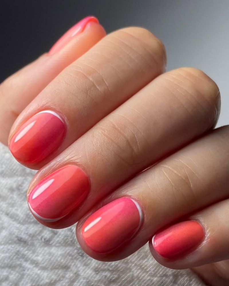 nail art pêche, ongles courts, ongles de printemps