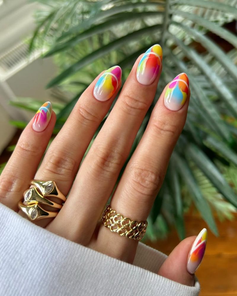 ongles d’été amusants, manucure colorée