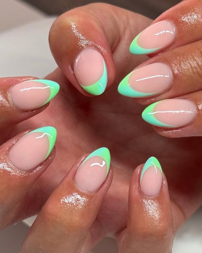 ongles french tip colorés, ongles vert menthe