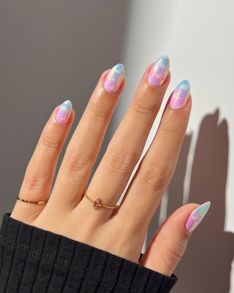 dégradé violet et bleu avec nail art nuages barbe à papa