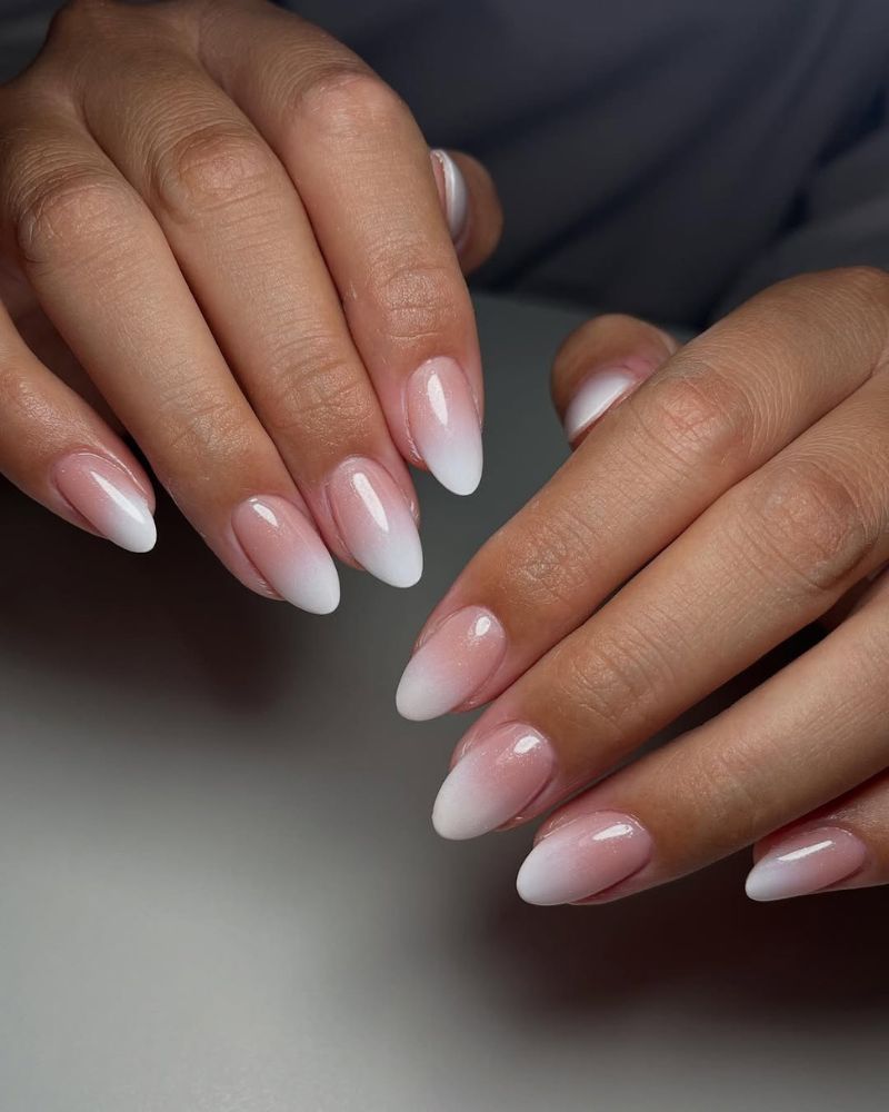ongles french ombré, designs à pointe blanche, ongles élégants