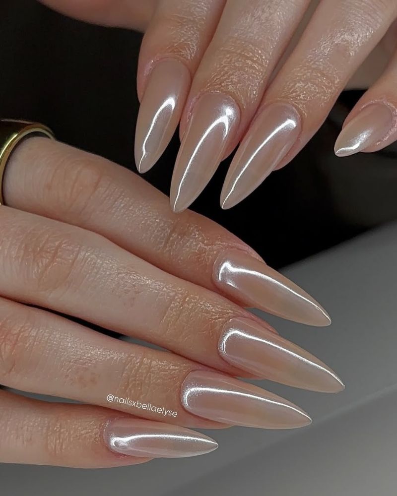 ongles stiletto longs, ongles chrome