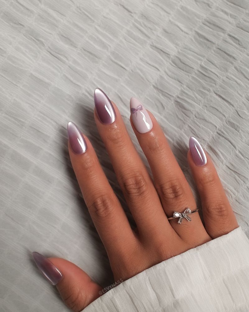 ongles coquettes avec nail art nœud