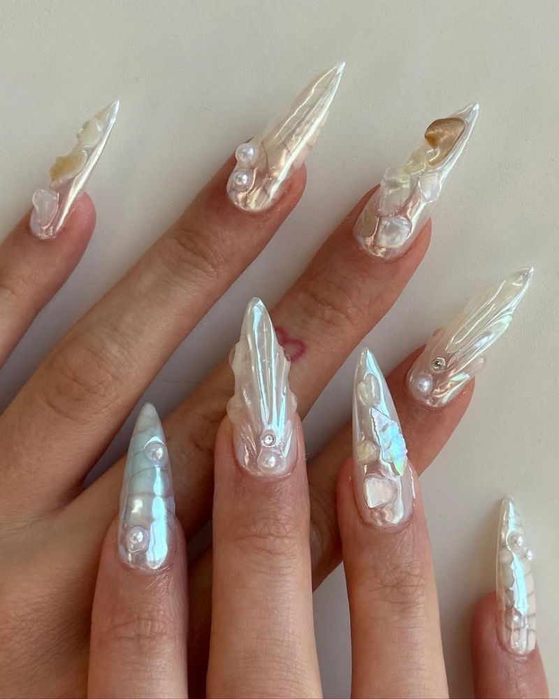 ongles stiletto longs, ongles audacieux, design d’été