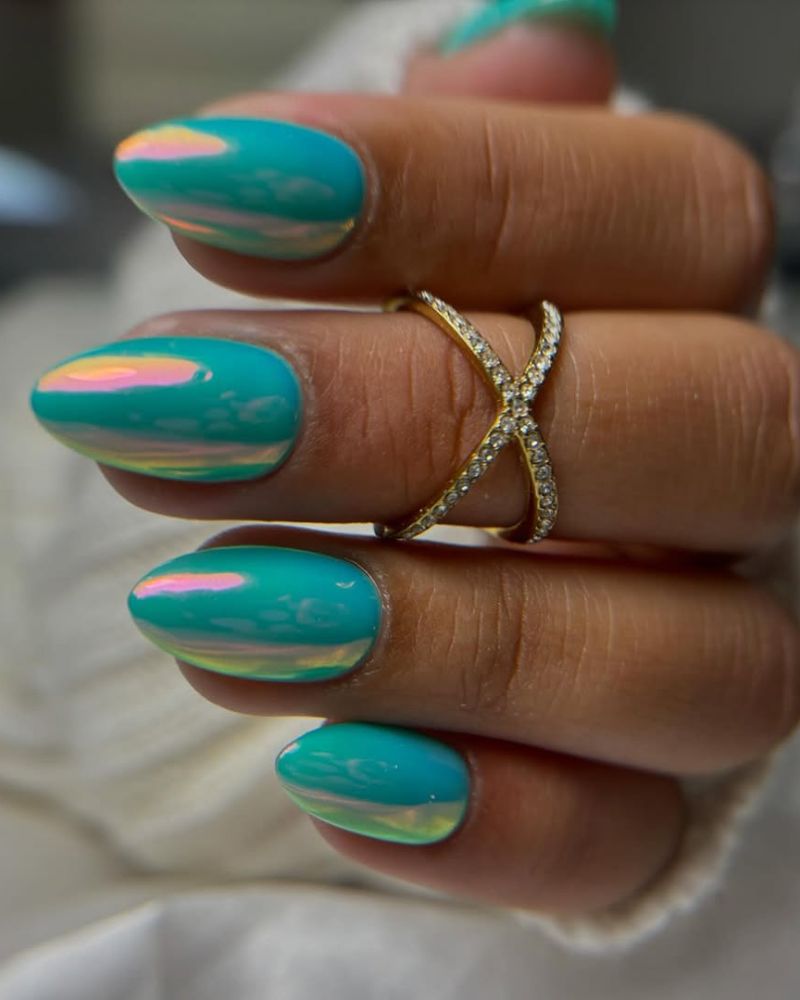 ongles bleus, ongles turquoise, ongles d'été, ongles chrome