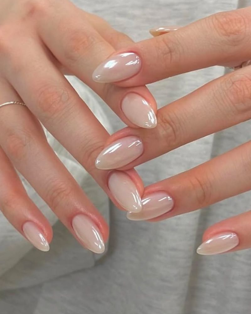 ongles stiletto, ongles élégants, ongles chrome