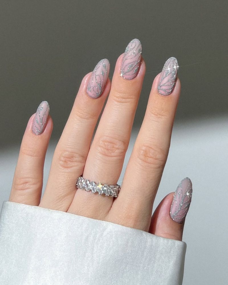 ongles de mariée, nail art ailes de papillon, ongles élégants