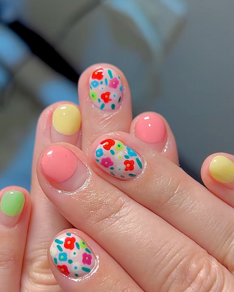 ongles pastel, jolis ongles printaniers