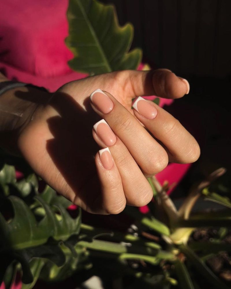 dessins d'ongles à bouts blancs, french manucure