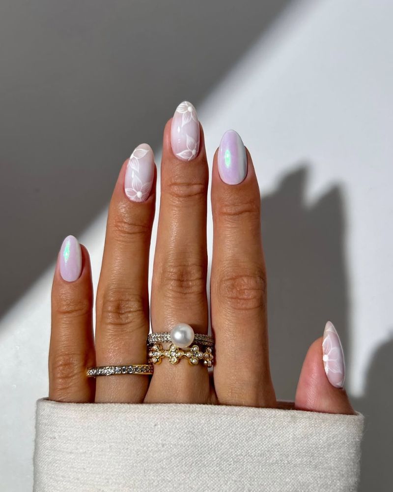 ongles chrome, manucure élégante et classe