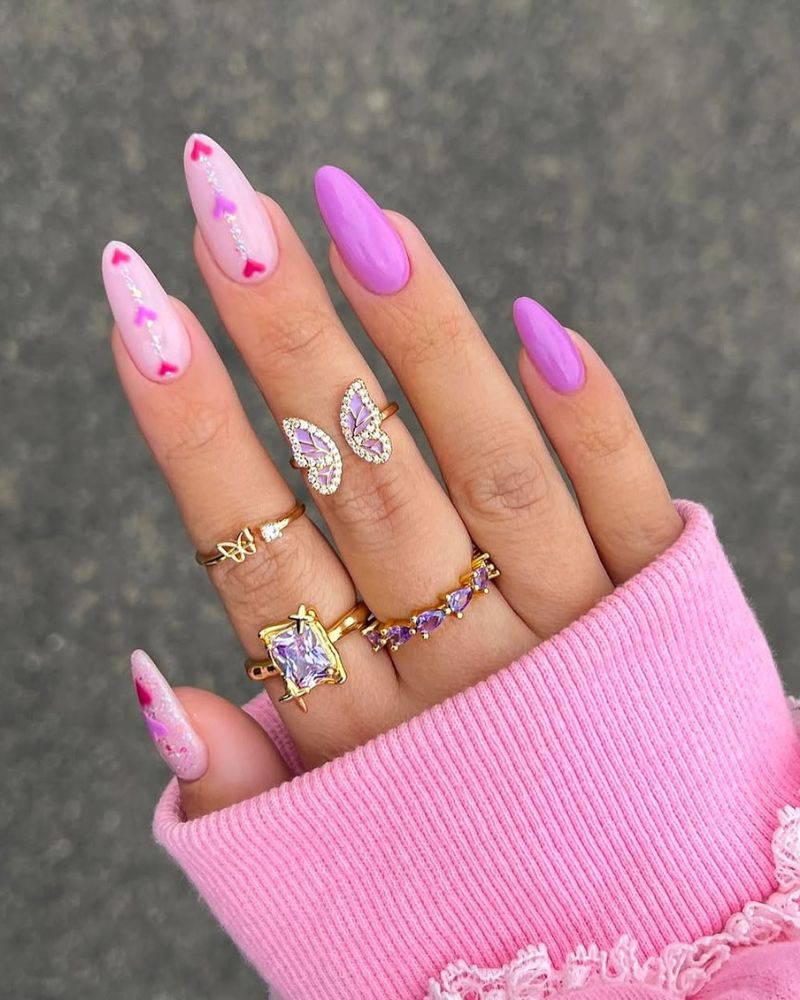 ongles Saint-Valentin roses, ongles violets