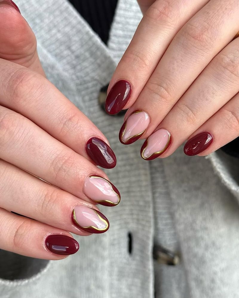design nail art marron sur base nude