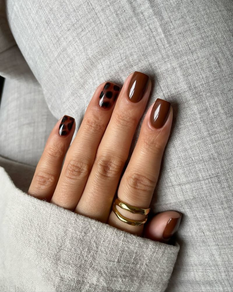 ongles chics simples avec designs nail art écaille de tortue