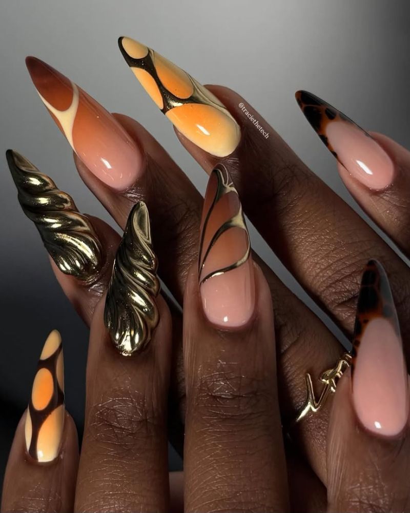 design nail art stiletto avec marron, jaune et or
