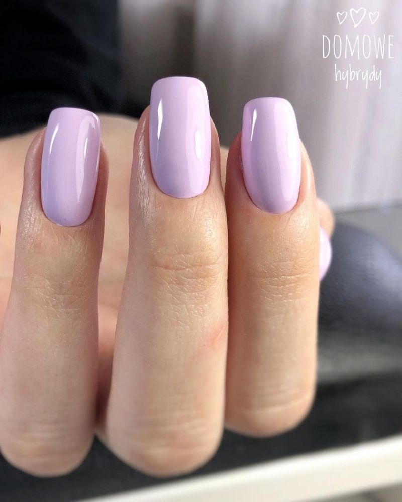 idées ombres lavande
ongles violet clair avec design
ongles acryliques violet clair
