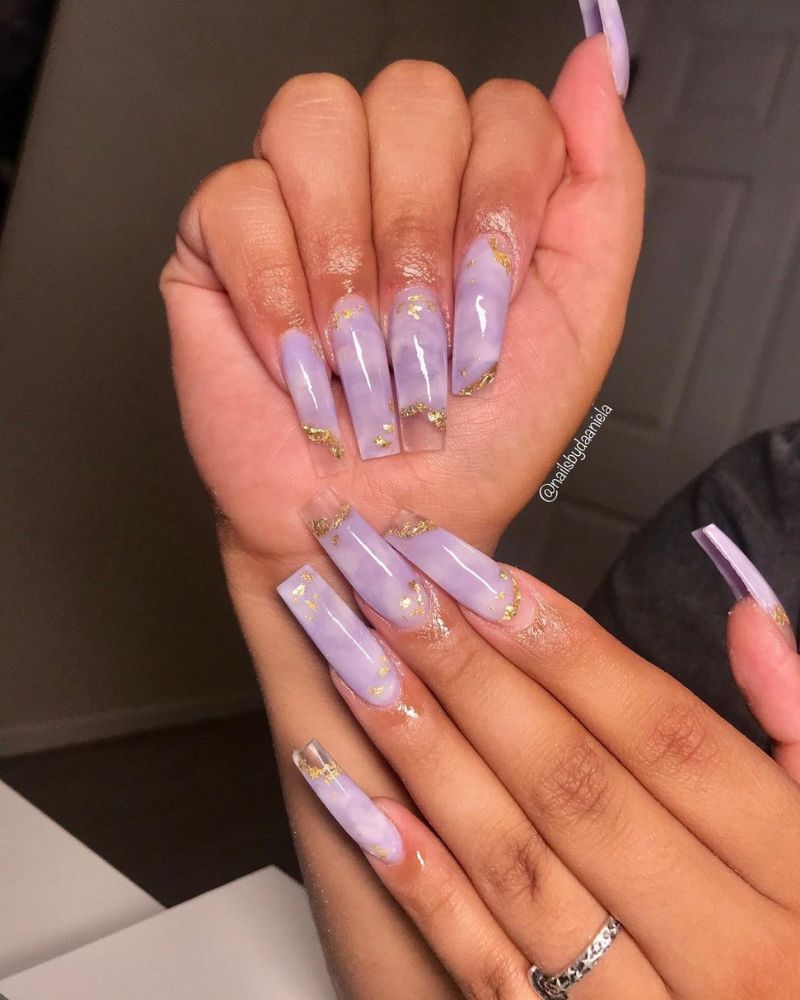 idées ongles violet 
design ongles lavande
idées ongles lavande