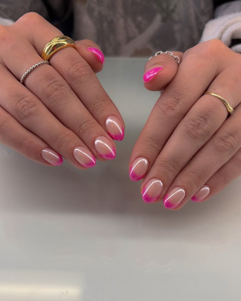 ongles French roses, ongles chrome