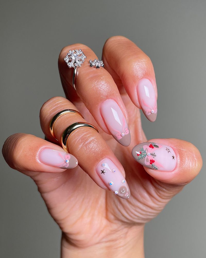 ongles mignons de Noël avec nœuds