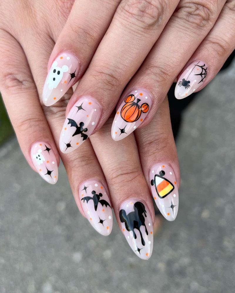 nail art halloween Mickey Mouse