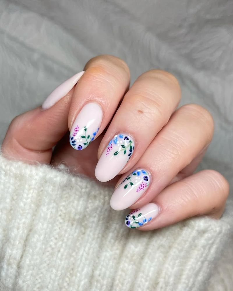 idée ongles printaniers, nail art floral