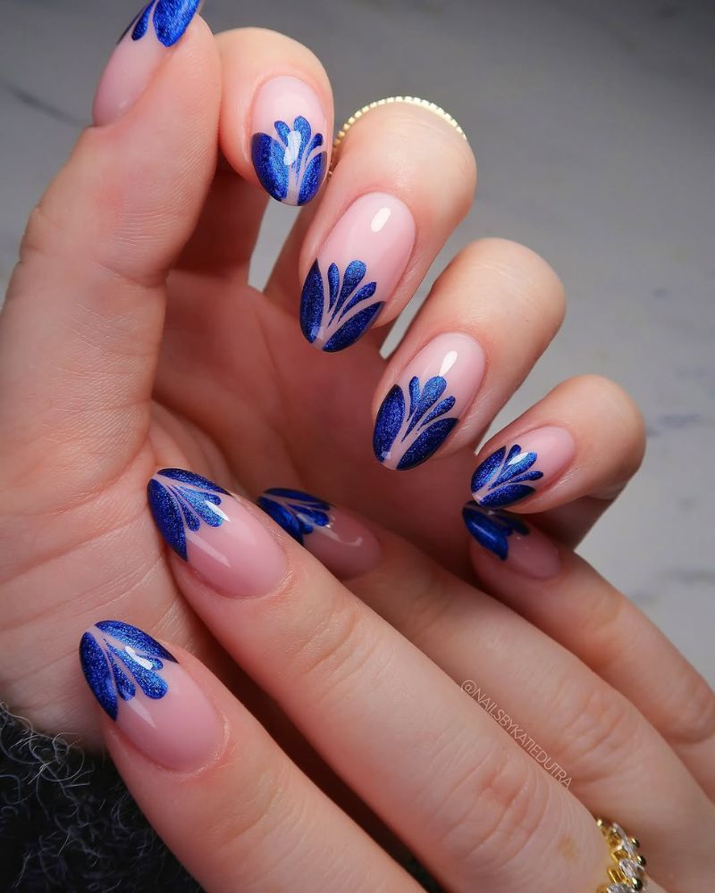 nail art bleu pailleté, nail art bleu clair