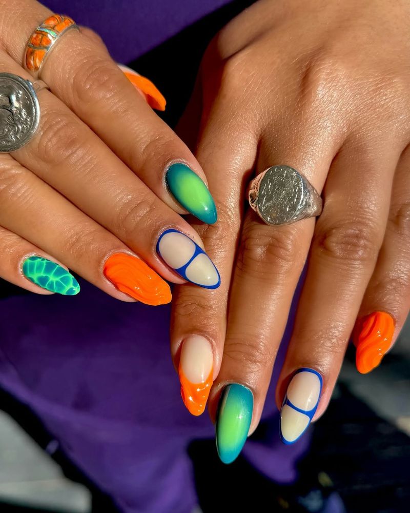 nail art néon, ongles d'été lumineux, ongles chauds d'été