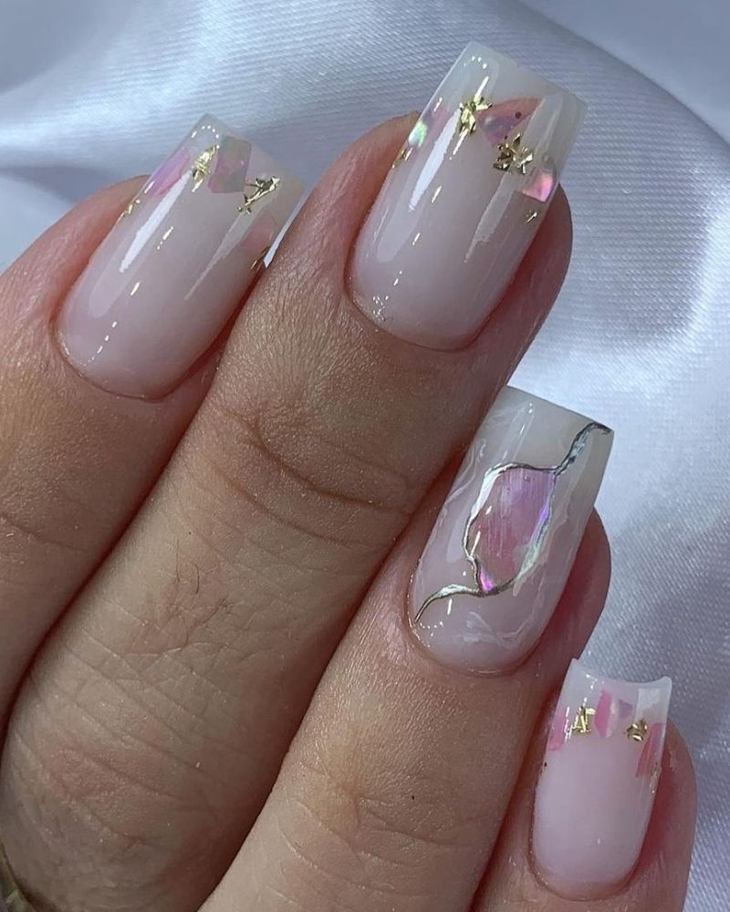 ongles blancs laiteux, french