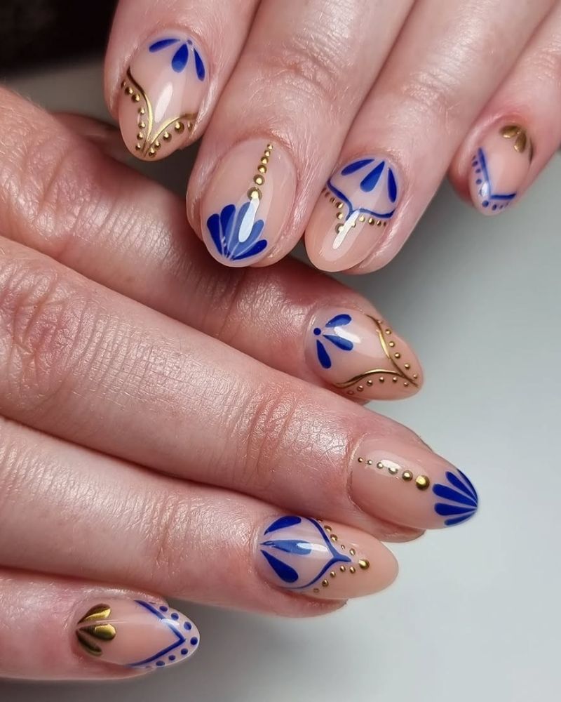 ongles courts bleus, nail art bleu, nail art bleu clair