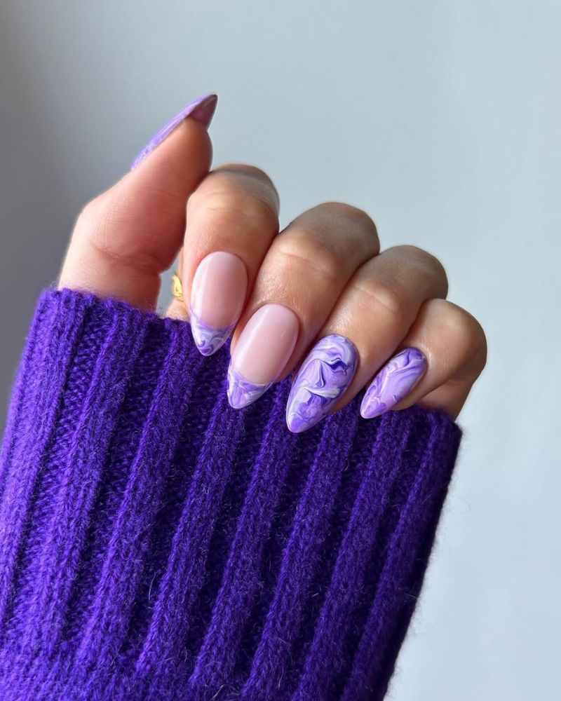 nail art marbré violet, ongles purple ombré
