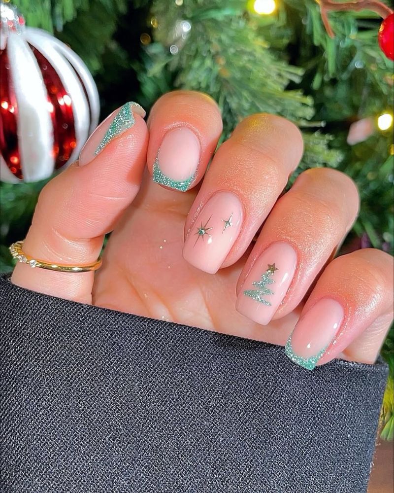 designs d’ongles verts pour Noël