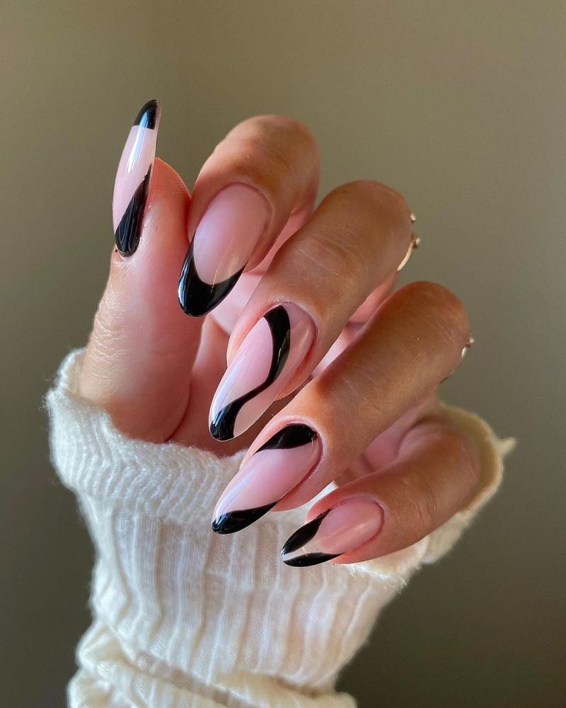 nail art volutes noires