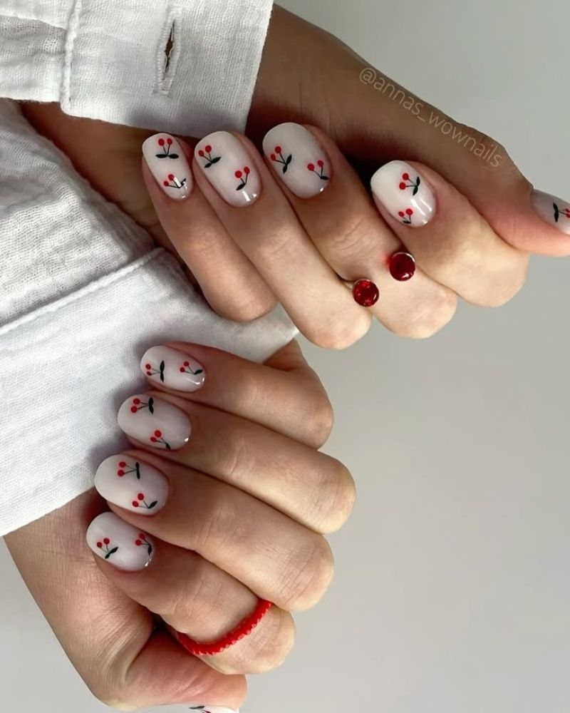 nail art cerise, ongles de mai