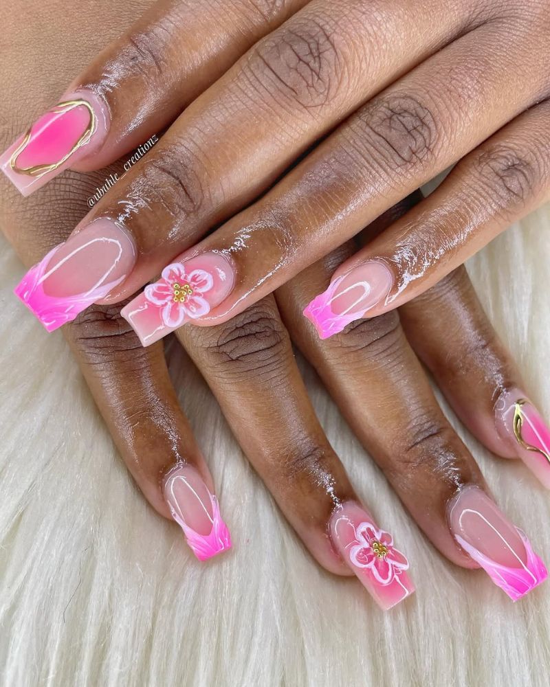 nail art fleurs, french manucure rose