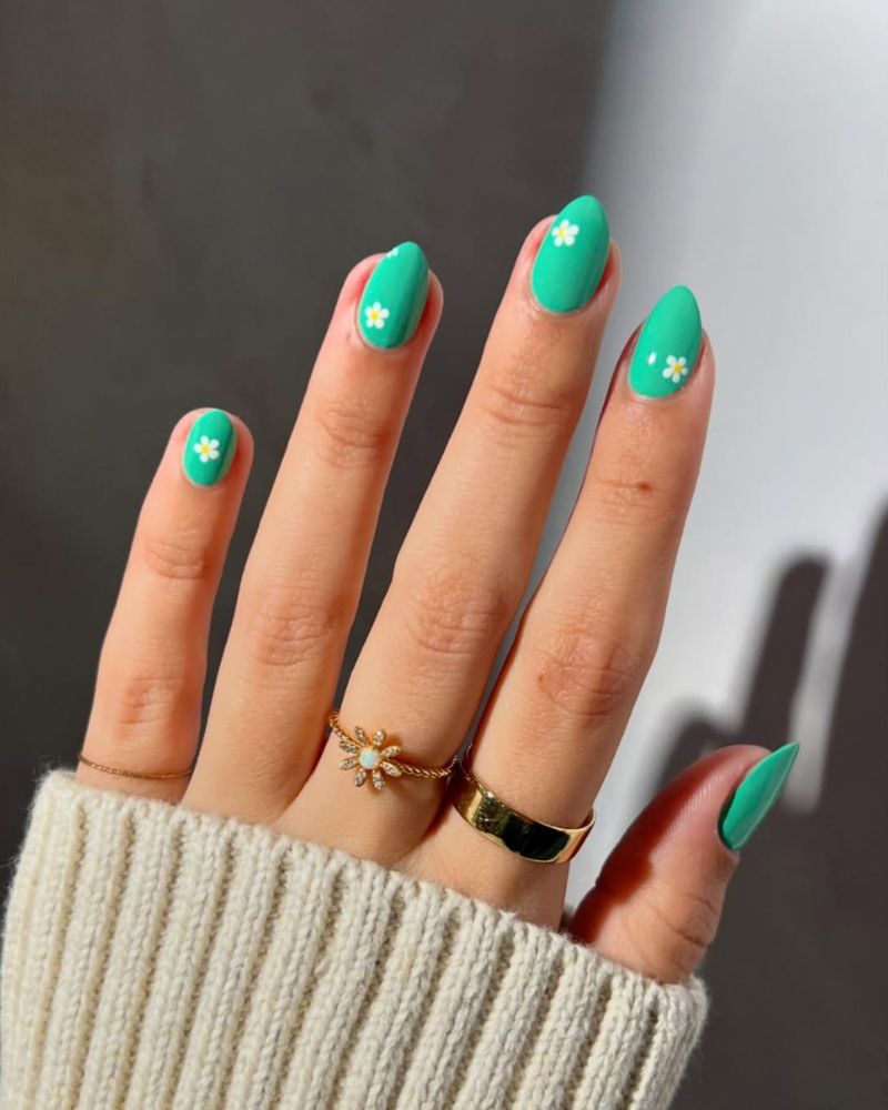 ongles vert menthe, ongles printaniers mignons