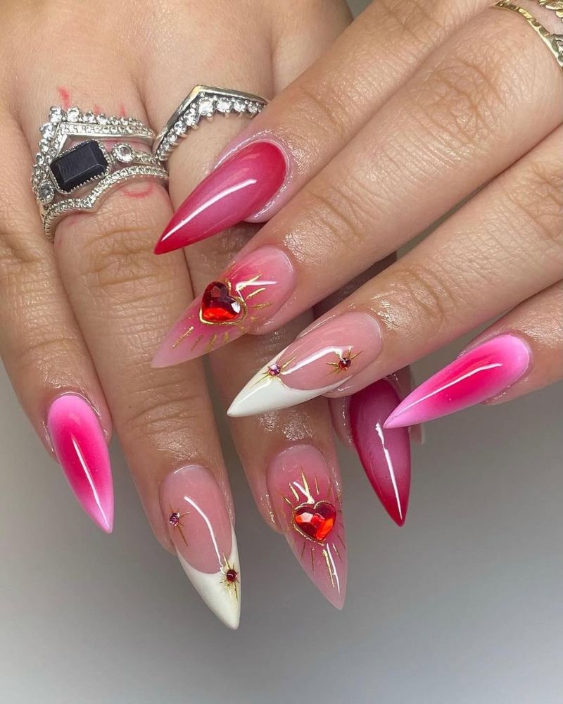 ongles stiletto, ongles longs, ongles roses avec un design