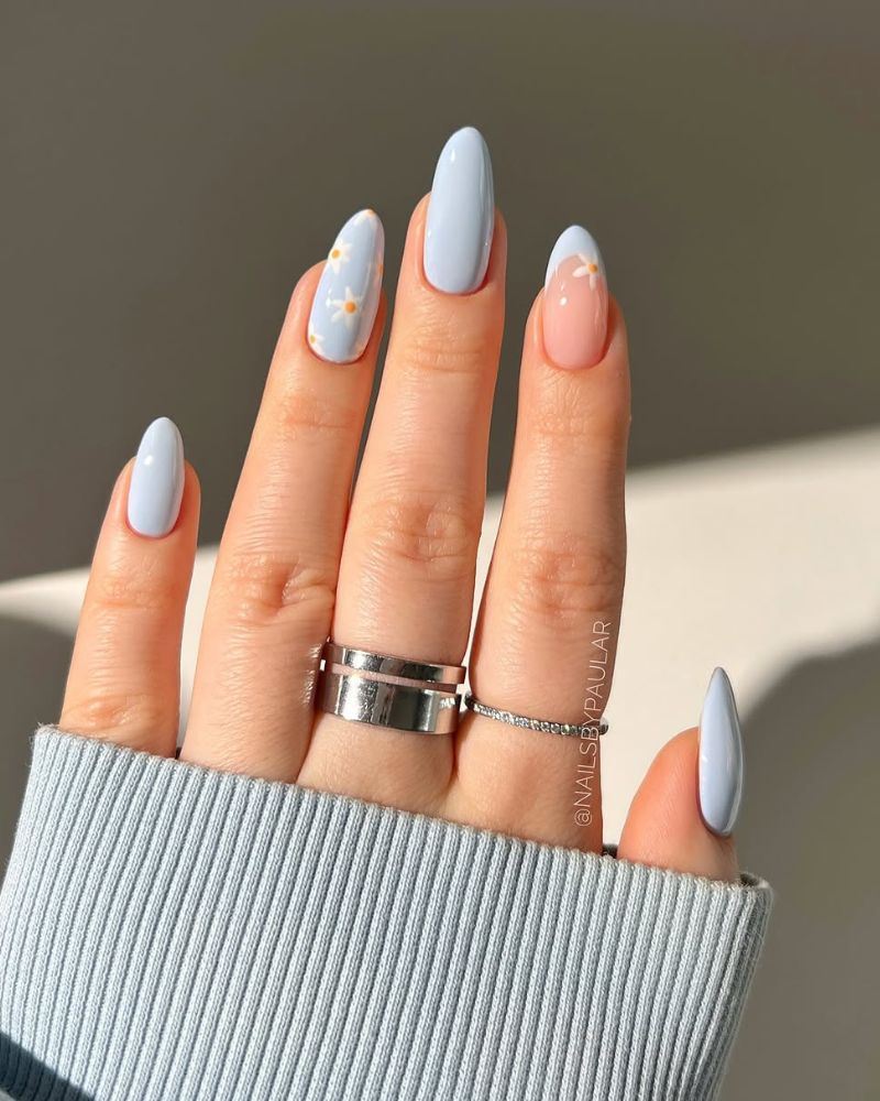 ongles bleu clair, art d'ongle simple d’été