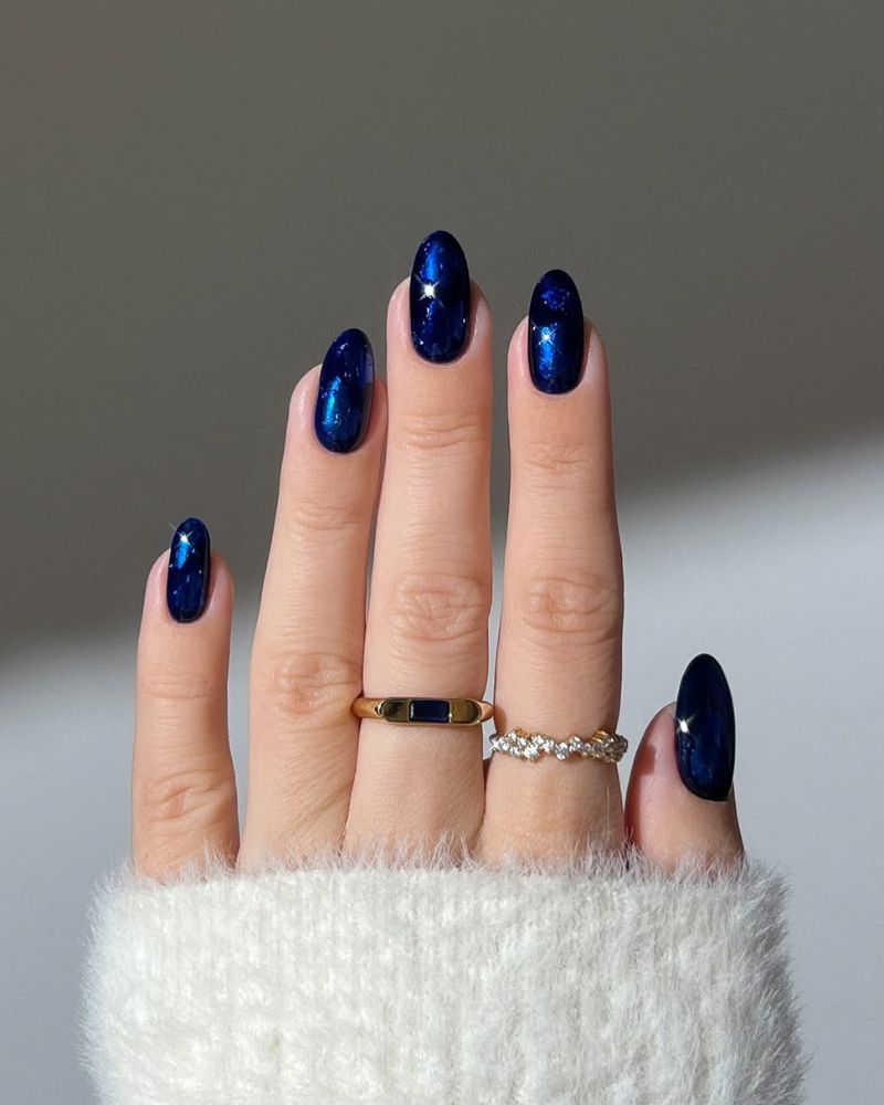 ongles bleu foncé, ongles bleu marine