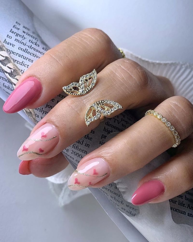 ongles rose clair, nail art marbré, ongles roses avec nail art