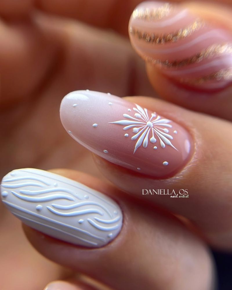 nail art flocon, ongles d'hiver blancs