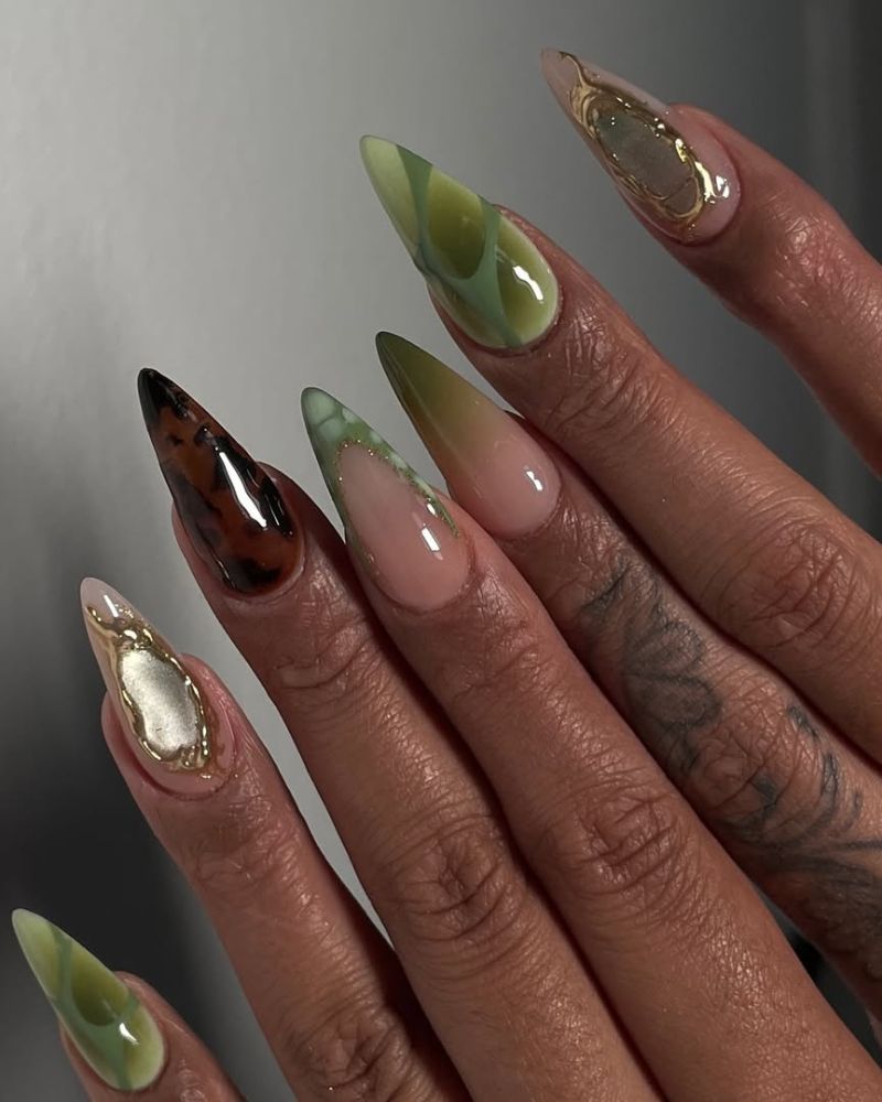 ongles marron et vert pour l’automne