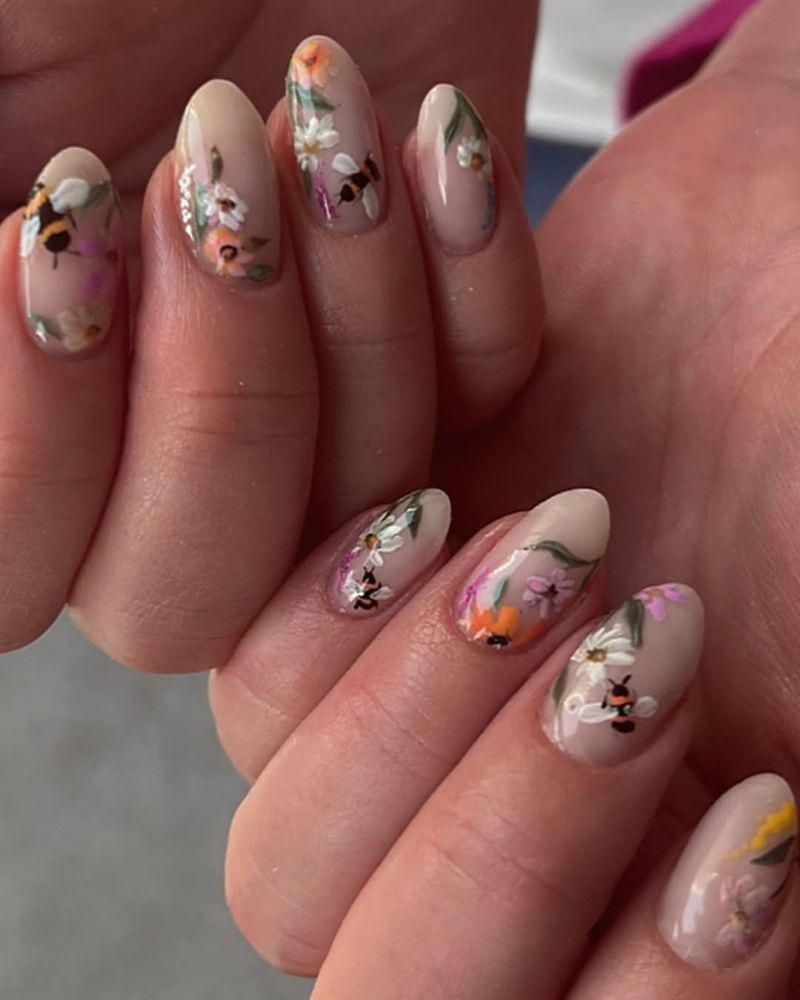 jolis ongles de printemps, design simple de fleurs