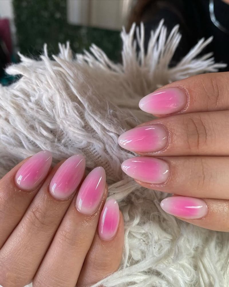 aura rose ongles, ongles roses doux