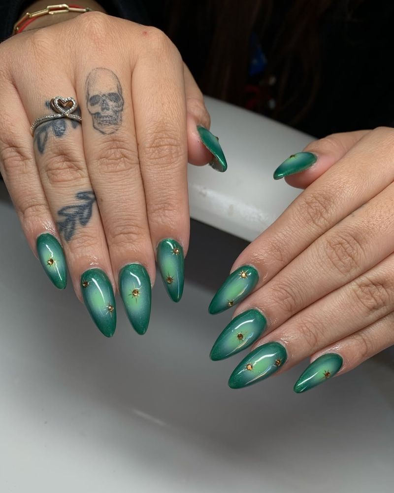 nail art aura, ongles stiletto
